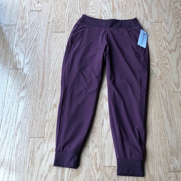 Athleta Pants - NWT Athleta Lined Soho Jogger